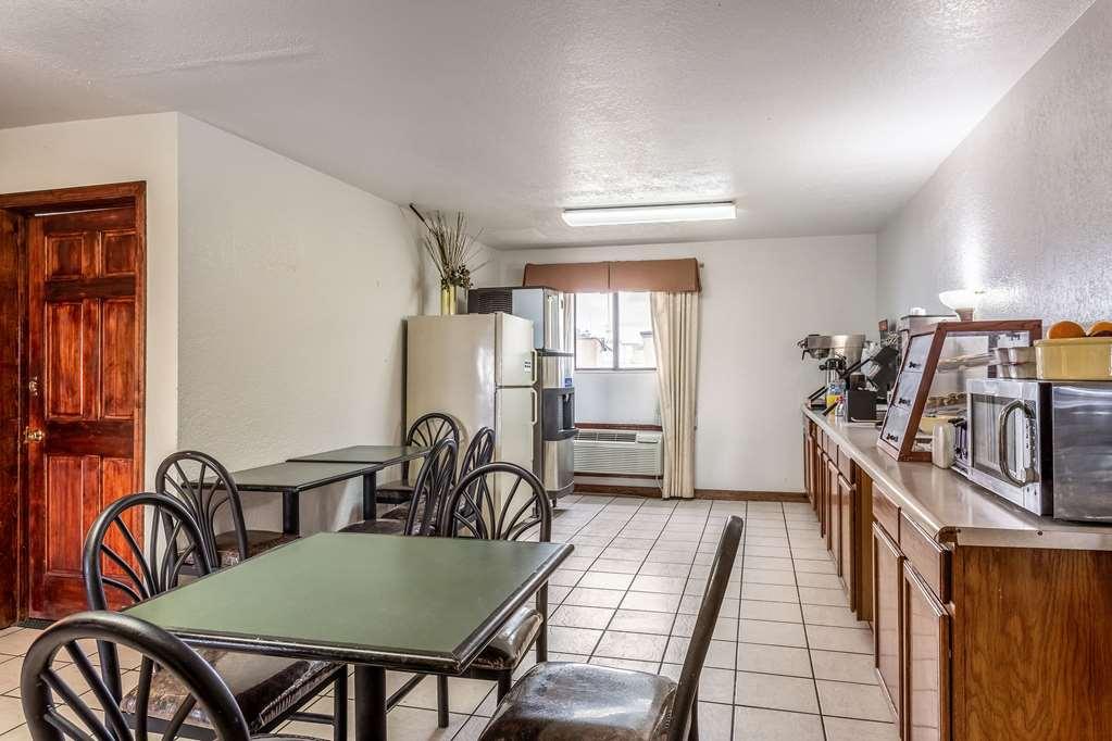 Rodeway Inn Santa Rosa Restaurant photo