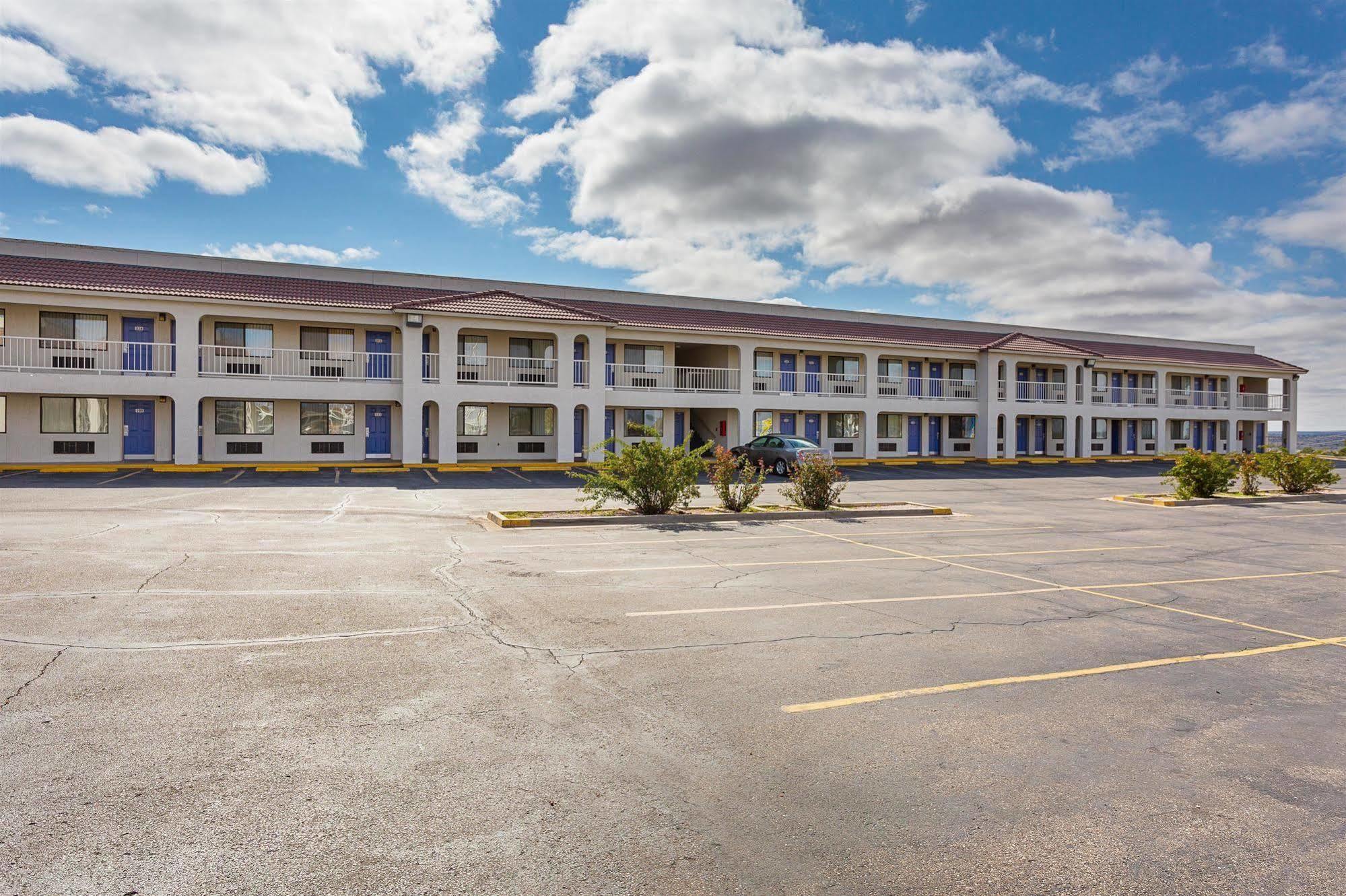 Rodeway Inn Santa Rosa Exterior photo
